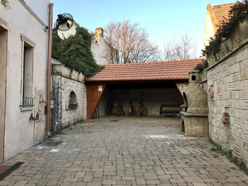 Centrum Panzio Szentendre Eksteriør billede